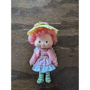 American Greetings 1979 Strawberry Shortcake Party Pleaser Peach Blush Doll